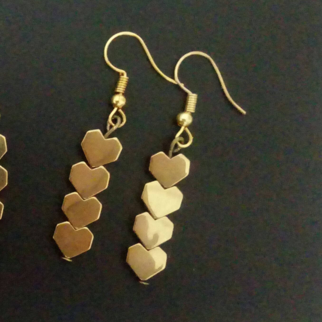 گوشواره حدید قلبی