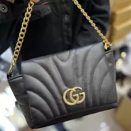 کیف گوچی مشکی زنجیری زنانه دخترانه دوشی دستی شیک مجلسی چرم GUCCI جادار جا دار پاسپورتی پاسپرتی اسپرت اسپورت سبک نودنه