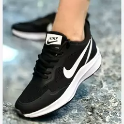 کتونی نایک زوم مشکی سفید لژ دار دخترانه زنانه کفش ونس اسپرت اسپورت نایکی NIKE لژدار رانینگ ورزشی سبک راحتی طبی دویسدو