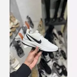 کتونی نایک زوم مشکی سفید لژدار زنانه دخترانه کفش ونس اسپرت اسپورت نایکی NIKE لژ دار رانینگ ورزشی سبک راحتی طبی دویسدو