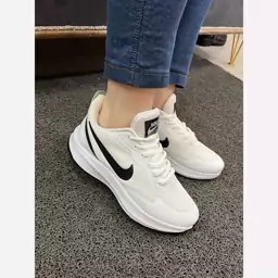 کتونی نایک زوم مشکی سفید لژدار دخترانه زنانه کفش ونس اسپرت اسپورت نایکی NIKE لژ دار رانینگ ورزشی سبک راحتی طبی دویسدو