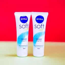 کرم مرطوب کننده نیوا تیوپی soft