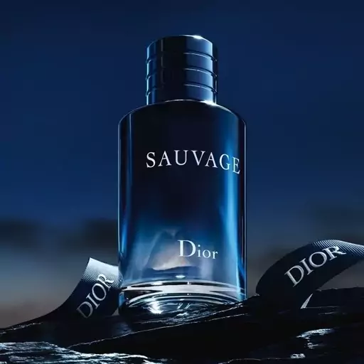 عطر ساواچ دیور - SAUVAGE اسانس خالص با کیفیت و ماندگاری خوب به صورت گرمی ( حداقل خرید 50 گرم )