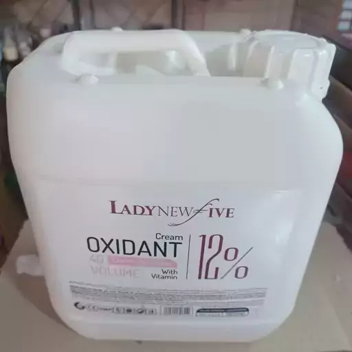 اکسیدان 12 درصد 4 لیتری لیدی (پس کرایه)