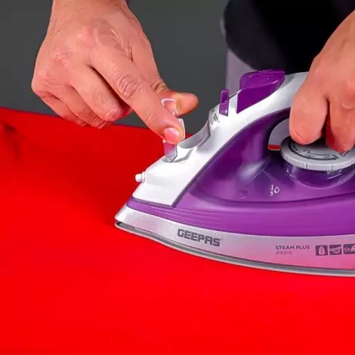 اتو بخار جیپاس مدل Geepas Steam Iron Gsi7786