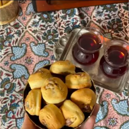 نان خرمایی گردویی