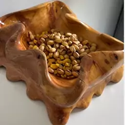 میوه خوری وشکلات خوری 