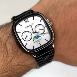 ساعت مچی مردانه کاسیو مربعی casio کلاسیک بند استیل مشکی صفحه نمایش سفید طرح دو موتوره تقویم دار کد9300