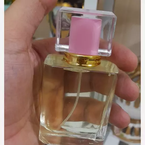 عطر زنانه با غلظت بالا