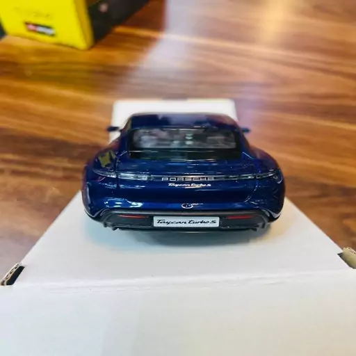 ماکت ماشین فلزی Burago porsche taycan turbo sمقیاس 1/24