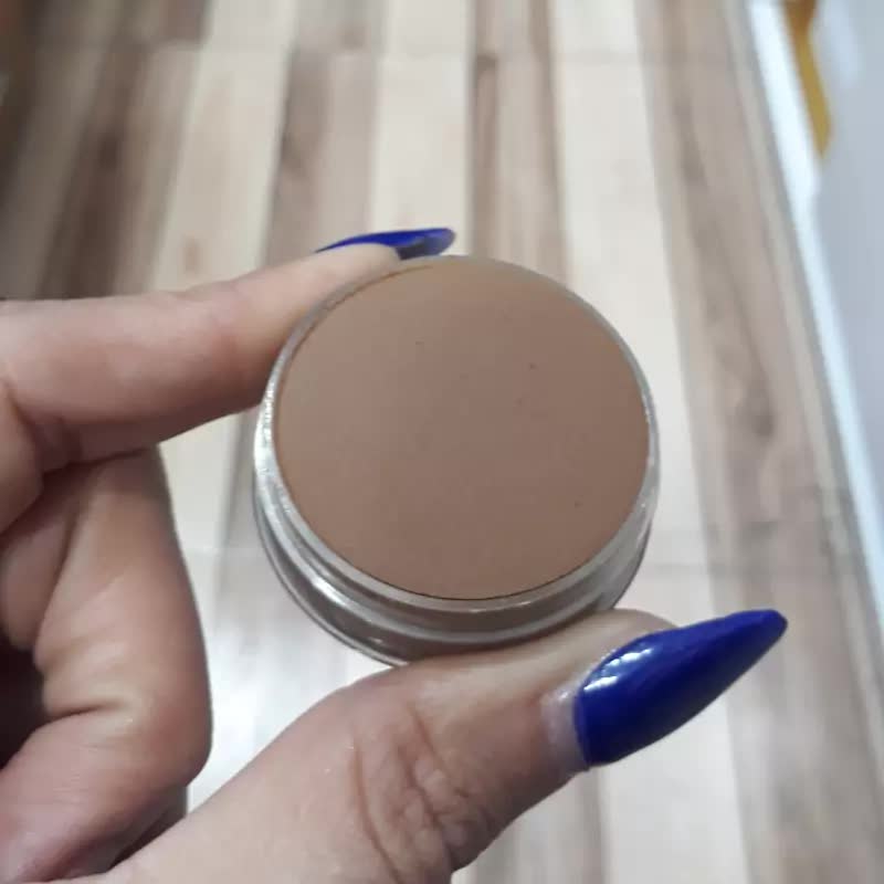 خط چشم سنگی آکوا