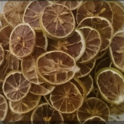 اسلایس لیمو عمانی100گرمی 
اسلایس لیمو خشک 
اسلایس لیمو ترش
