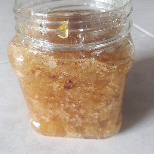 عسل صخره ای (نیم کیلویی)