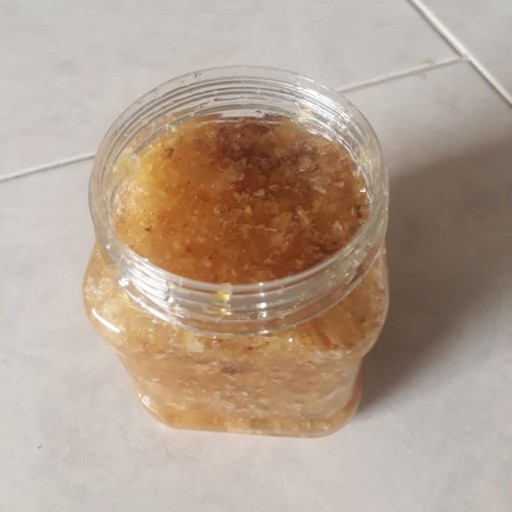 عسل صخره ای (نیم کیلویی)
