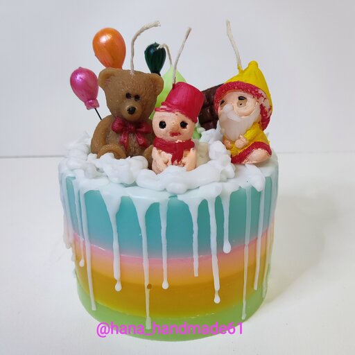 شمع دست ساز  طرح کیک تولد مناسب کادو و یادگیری تولد
