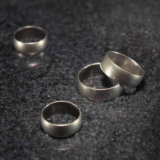حلقه دست فلزی طرح ساده - 180 عددی