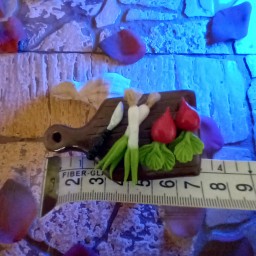 مگنت سبزیجات تربچه وی‌پیازچه دست ساز خمیر ایتالیایی پشت کار آهن ربا نصب شده قابل استفاده بر روی سطوح فلزی