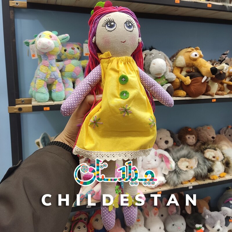 عروسک دختر ملوس دست ساز ارتفاع 40 سانت با الیاف طبیعی  طرح 1