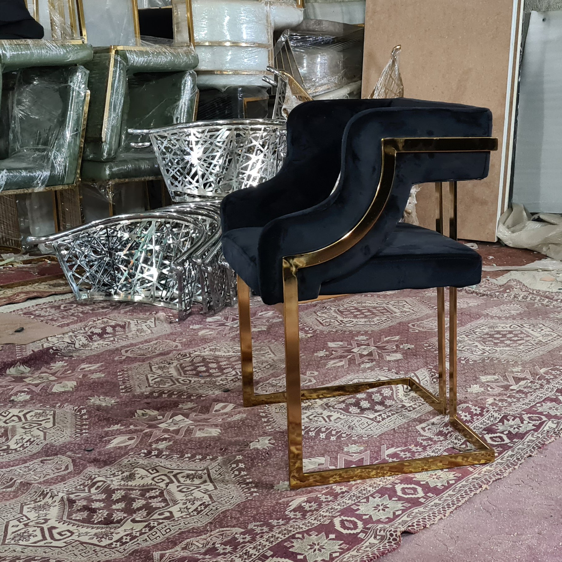 صندلی بیتا (هزینه ارسال به عهده مشتری می باشد)