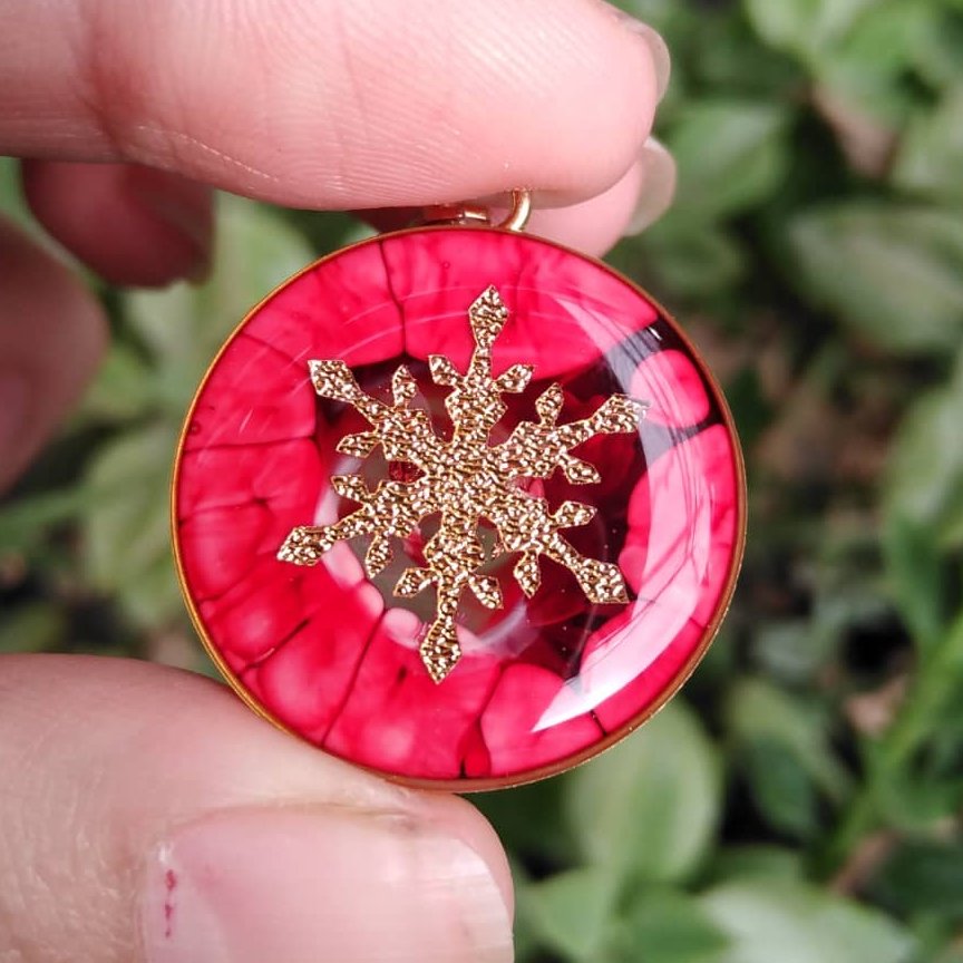 گردنبند رو مانتویی 