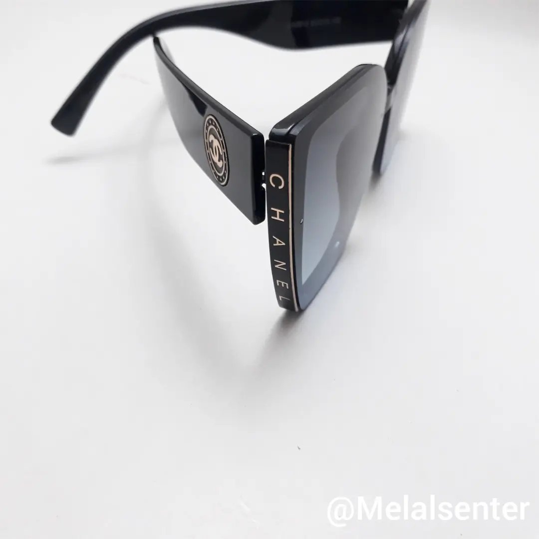 عینک آفتابی زنانه چنل مدل2812