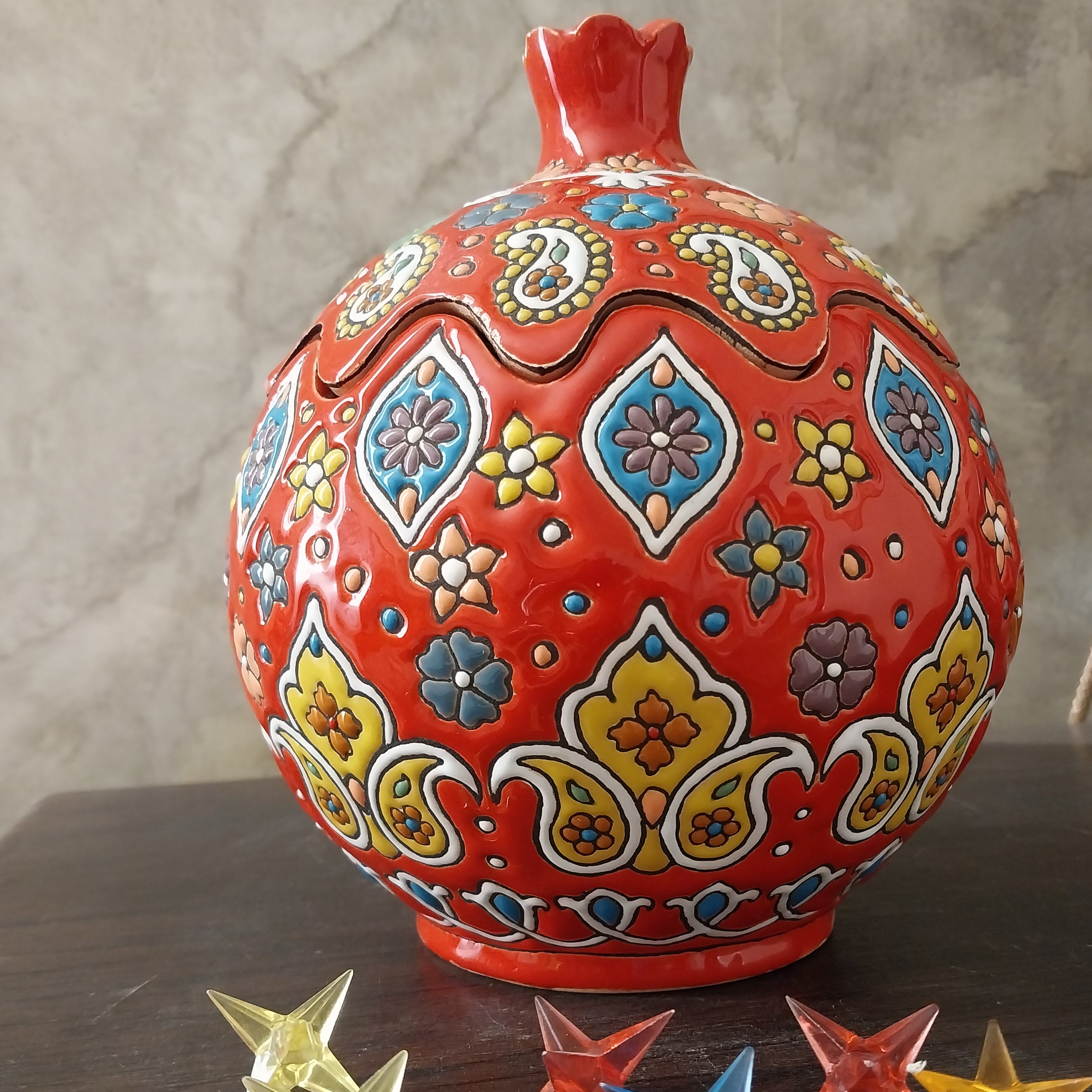 شکلات خوری اناری  