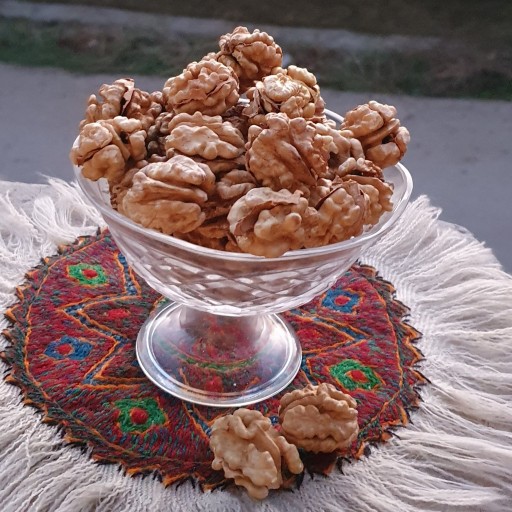 مغز گردو چهار پر ( 1 کیلوگرمی)