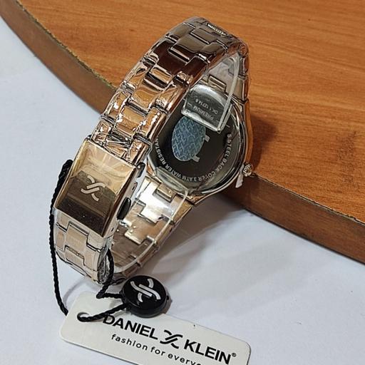 ساعت مچی عقربه ای زنانه دنیل کلین مدل DK.1.12714.6