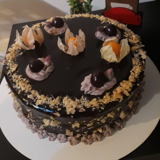 کیک تولد  شکلاتی