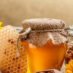 عسل موم دار طبیعی شهمار(دوعدد ظرف 250گرمی)