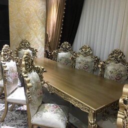 میز نهارخوری سلطنتی