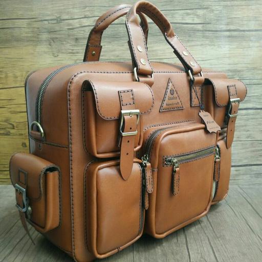 چمدان مسافرتی و کیف لپ‌تاپ 17 اینچ مدل i-110 چرم طبیعی دست دوز ایزاکو