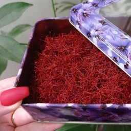 زعفران سرگل دو گرمی تی تی