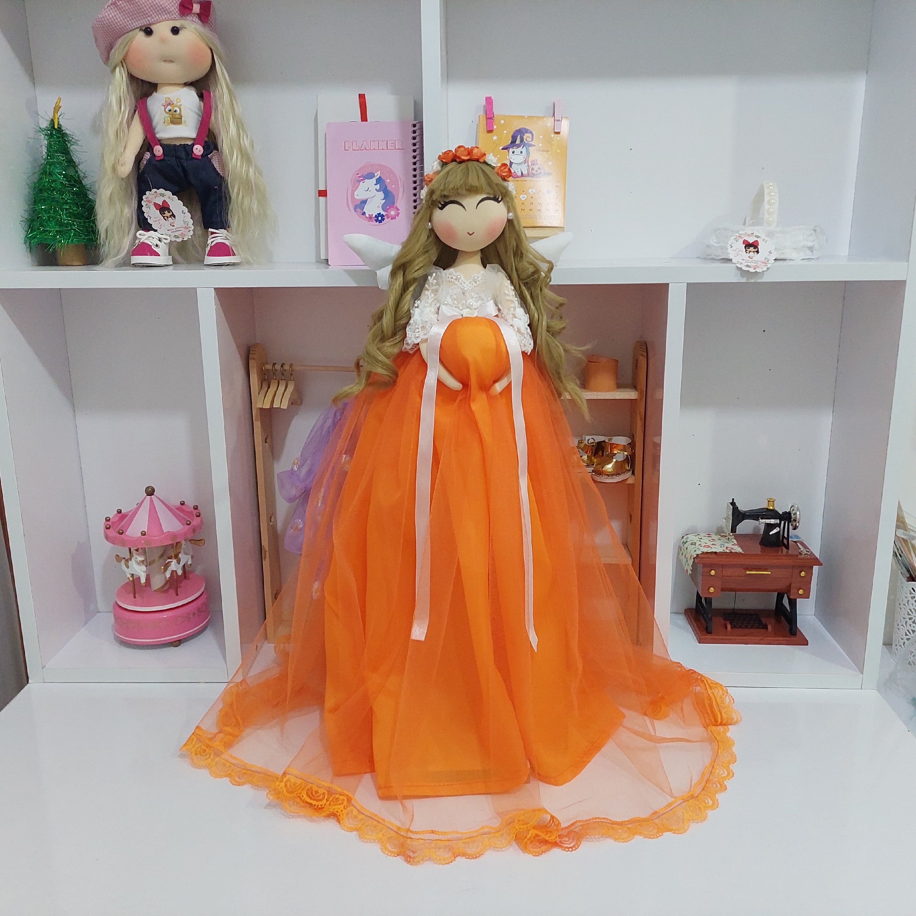 عروسک  فرشته باردار