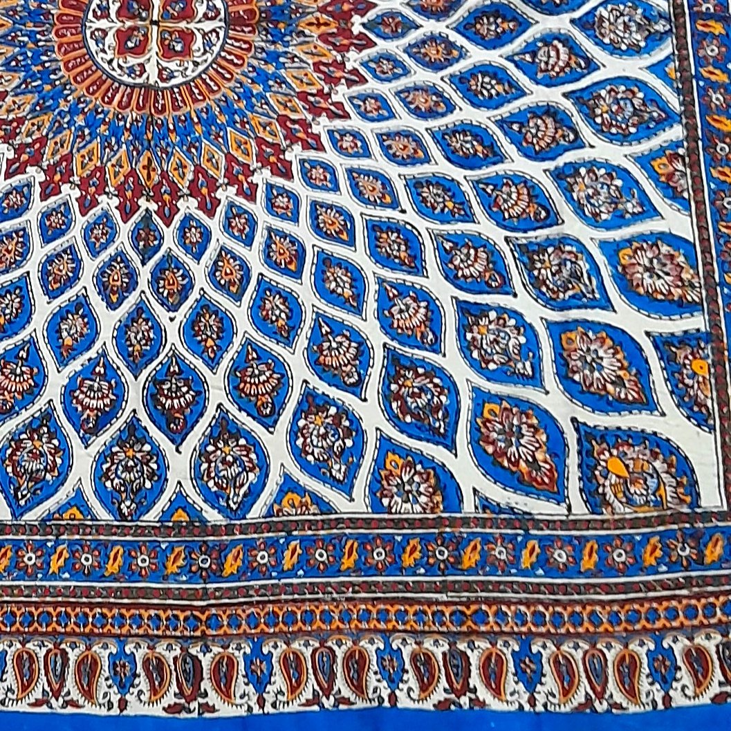 سفره ورومیزی قلمکاری صادراتی سایز 2متری در 135