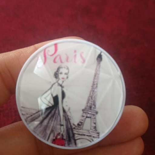 پاپ سوکت طرح دار مدل دخترانه 

رنگ سفید با طرح برج ایفل و نوشته ی پاریس