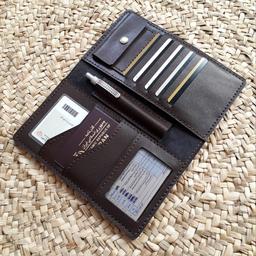کیف پاسپورت و مدارک مردانه خیلی جادار و کاربردی چرم با کیفیت بزی تماما دستدوز