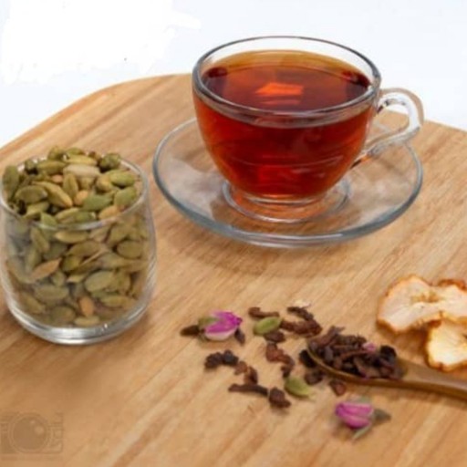 چای میوه ای 100درصد طبیعی با عطر زعفران و گل محمدی. 200 گرمی