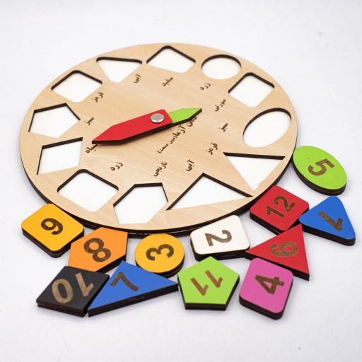 اسباب بازی فکری ساعت رنگ ها و شکل های چوبی مناسب تقویت فکری کودکان