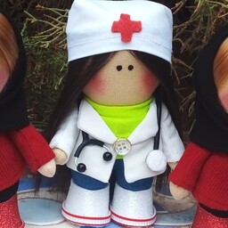 عروسک پزشک .عروسک دکتر خانم و آقا.عروسک پرستار خانم و آقا(کادو روز پزشک)هدیه روز پرستار.عروسک آویز دکوری ارزان15 سانتی