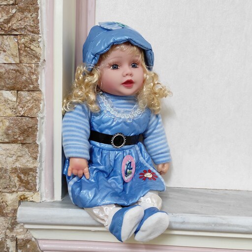 عروسک پرنسس جینا  لباس آبی