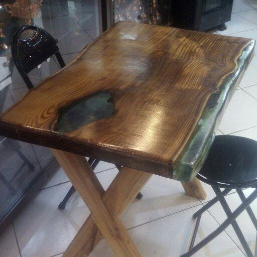 میز چوبی ازجنس چوب سنجد همراه با اپوکسی رزین