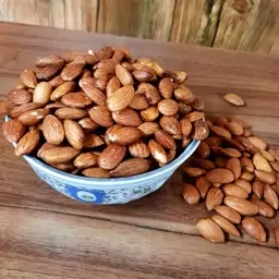 مغز بادام  طعم دار خارجی  اعلا(400گرم)