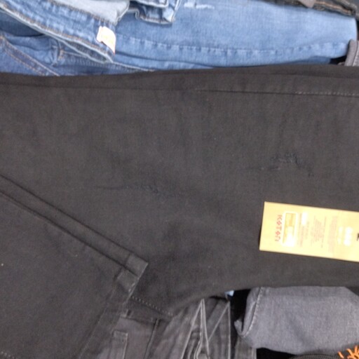 شلوار جین لی زنانه دمپا ساده در دو رنگ مشکی و زغالی در شش سایز38تا46