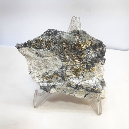 راف کلکسیونی و دکوری کالکوپیریت پیریت k184 معدنی و اصل فاقد رنگ و احیا دارای پایه کریستالی پلاستیکی