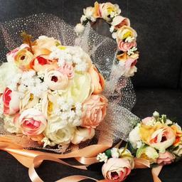 دسته گل عروس به همراه تاج و دستبند