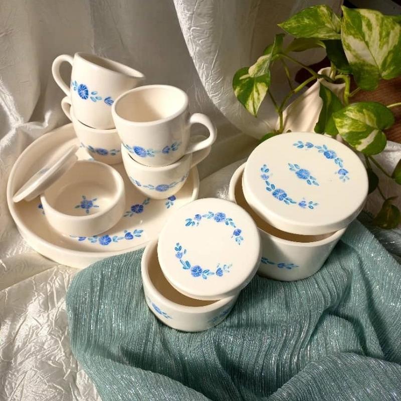سرویس چای خوری طرح گل آبی ( فروش عمده)