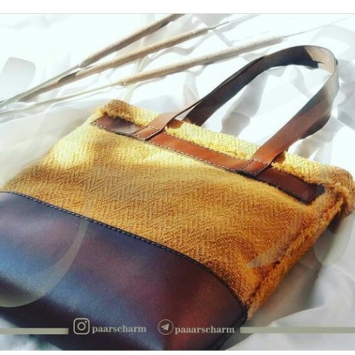 کیف زنانه چرم طبیعی و جاجیم دست بافت و قابل سفارش در تعداد بالا