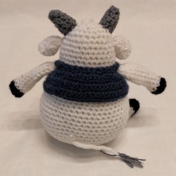 عروسک بافتنی گاو تپلی