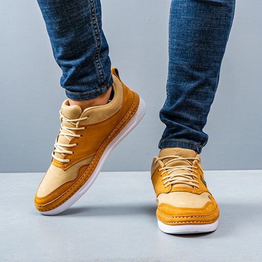 کفش پیاده روی  راحتی روزمره مردانه  بسیار شیک رنگ عسلی